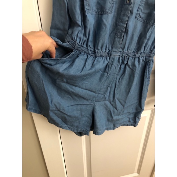 Long Sleeve Romper - Picture 3 of 4